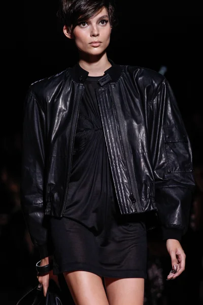 Look 33